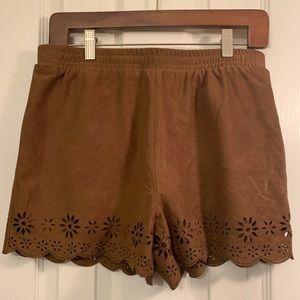 Suede fabric short ☀️🌴🌸
